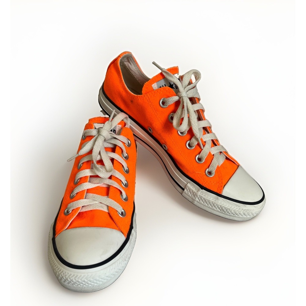 Converse All Star Low Women's 7 Neon Orange Tennis Shoes